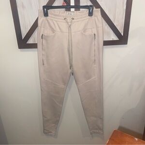 Women's Summum white Jogger Pants new without tags